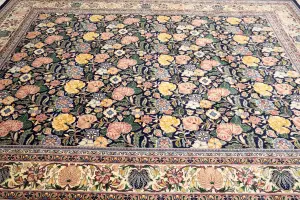 8'2 x 10'1 Hand Knotted Floral Oriental Wool Rug