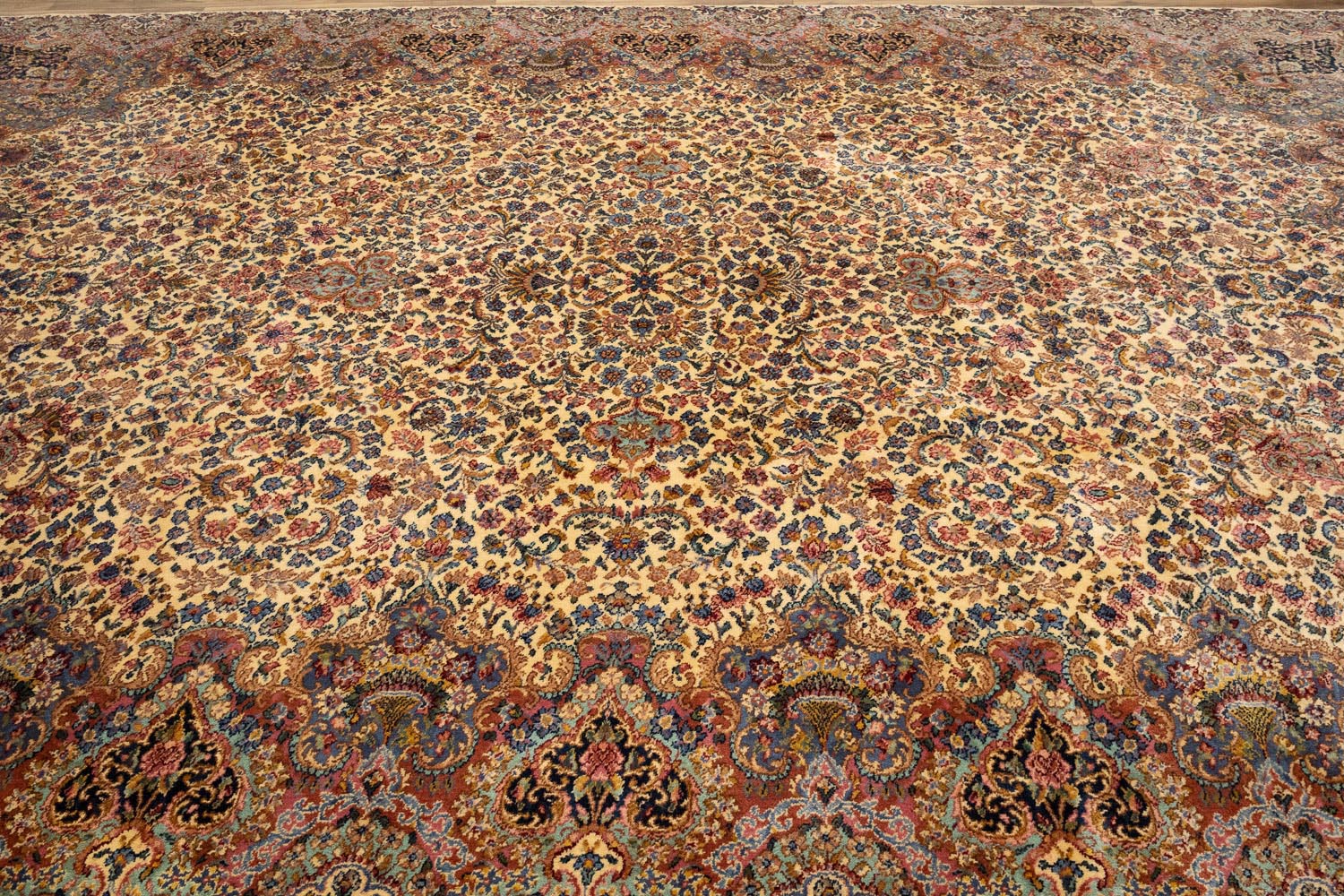 10'0 x 14'0 Machine Made Karastan Floral Oriental Wool Rug - Image 7