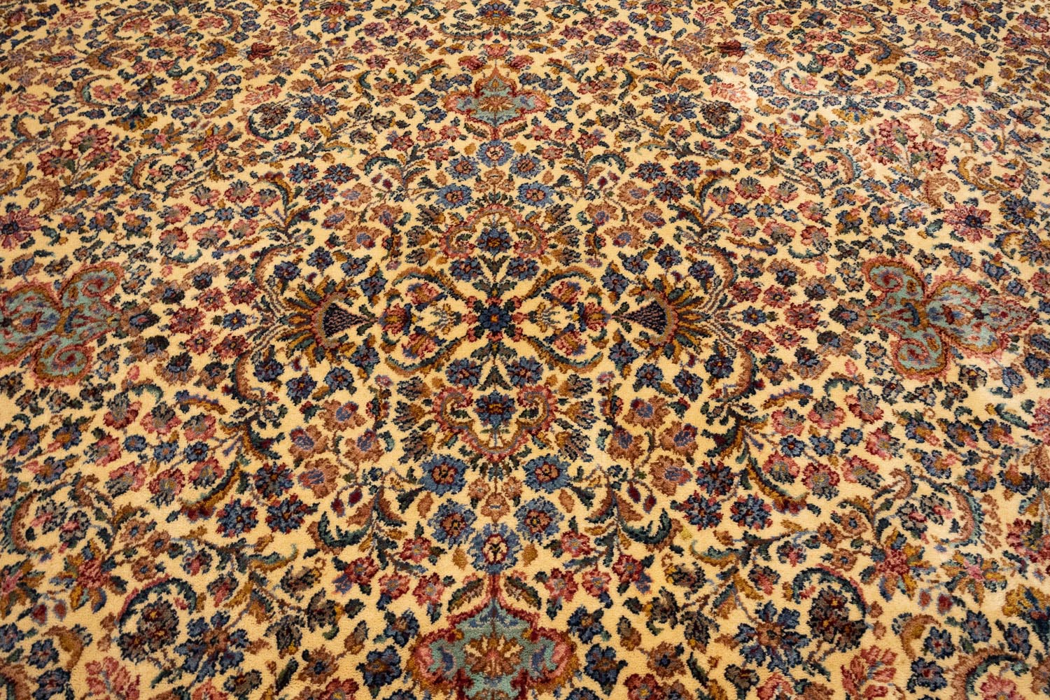 10'0 x 14'0 Machine Made Karastan Floral Oriental Wool Rug - Image 8