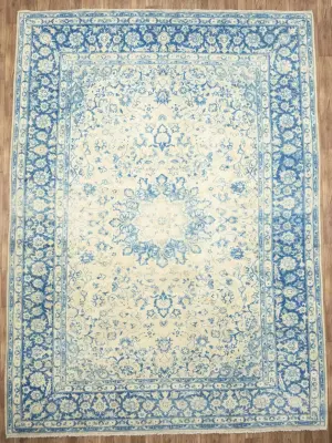 9'8 x 13'2 Hand-Knotted Muted Floral Oriental Wool Rug