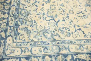9'8 x 13'2 Hand-Knotted Muted Floral Oriental Wool Rug