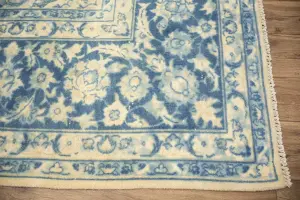 9'8 x 13'2 Hand-Knotted Muted Floral Oriental Wool Rug