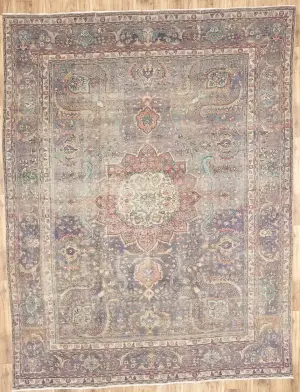9'10 x 12'9 Hand-Knotted Muted Floral Oriental Wool Rug
