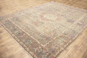 9'10 x 12'9 Hand-Knotted Muted Floral Oriental Wool Rug