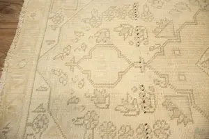 3'0x4'9 Hand Knotted Floral Classic Oriental Wool Rug
