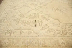 3'0x4'9 Hand Knotted Floral Classic Oriental Wool Rug