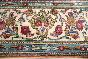 10'0x12'9 Hand Knotted Muted Floral Classic Oriental Wool Rug