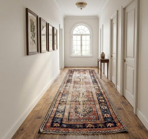 3'1x8'1 Hand Knotted Floral Oriental Wool Runner Rug