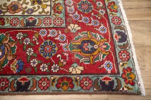 7'4x10'8 Hand Knotted Floral Classic Oriental Wool Rug