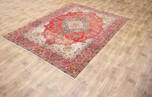 7'4x10'8 Hand Knotted Floral Classic Oriental Wool Rug