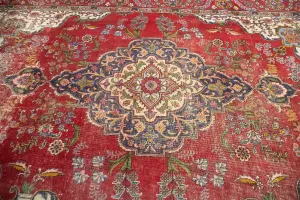 7'4x10'8 Hand Knotted Floral Classic Oriental Wool Rug