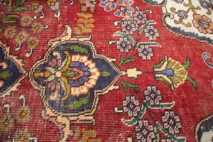 7'4x10'8 Hand Knotted Floral Classic Oriental Wool Rug