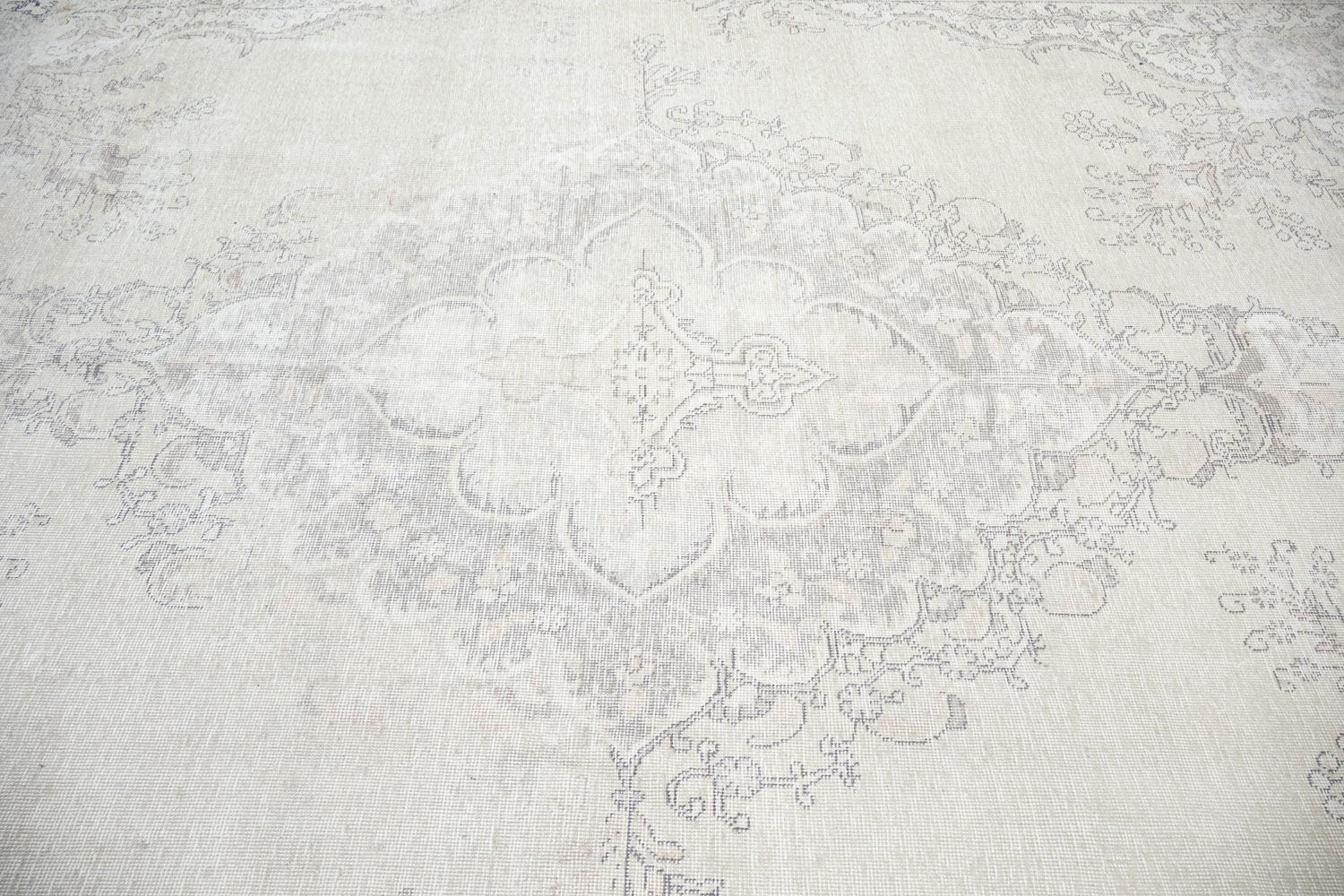 9'5x12'1 Hand Knotted Traditional Floral Oriental Wool Rug - Image 6
