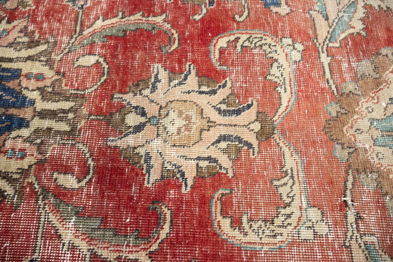 9'9x13'5 Hand Knotted Traditional Floral Oriental Wool Rug - Image 11