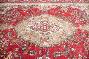 9'9x12'9 Hand Knotted Traditional Floral Oriental Wool Rug