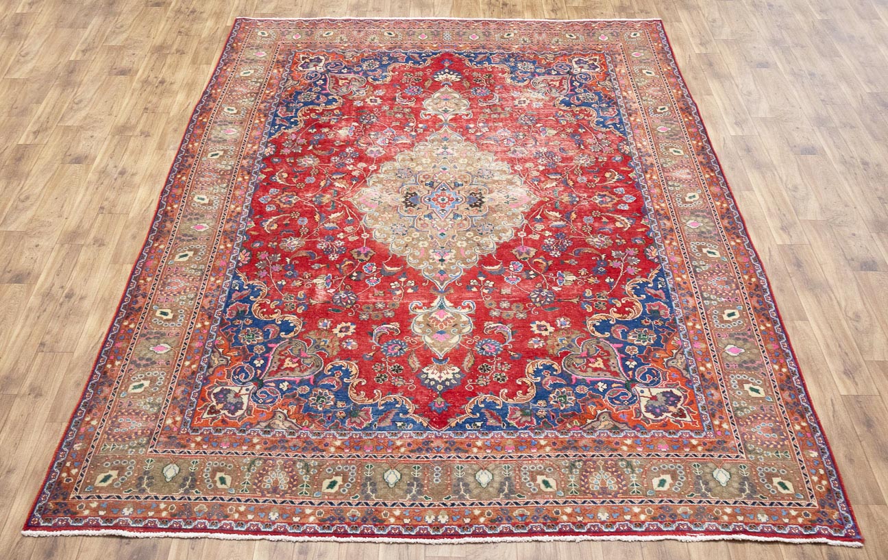 9'8x12'6 Hand Knotted Traditional Floral Oriental Wool Rug - Image 1