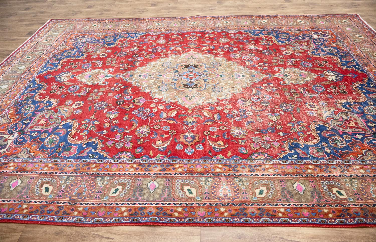 9'8x12'6 Hand Knotted Traditional Floral Oriental Wool Rug - Image 5