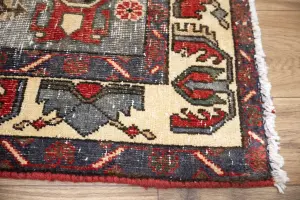 5'0x6'9 Hand Knotted Tribal Geometric Oriental Wool Rug