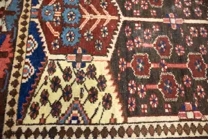 3'9x6'6 Hand Knotted Floral Traditional Oriental Wool Rug