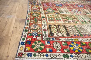 5'0x6'5 Hand Knotted Tribal Pictorial Oriental Wool Rug