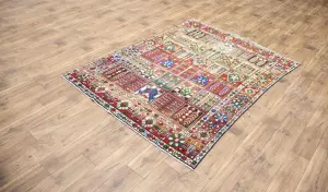 5'0x6'5 Hand Knotted Tribal Pictorial Oriental Wool Rug