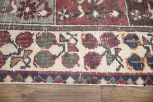 4'9x9'9 Hand Knotted Tribal Geometric Oriental Wool Rug