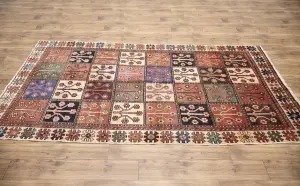 4'11x9'0 Hand Knotted Tribal Geometric Oriental Wool Rug