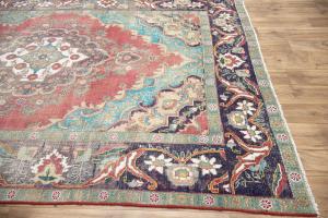 6'4x9'4 Hand Knotted Muted Floral Classic Oriental Wool Rug