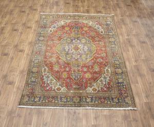 6'6x9'11 Hand Knotted Muted Floral Classic Oriental Wool Rug