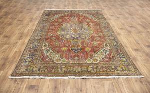 6'6x9'11 Hand Knotted Muted Floral Classic Oriental Wool Rug