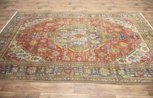 6'6x9'11 Hand Knotted Muted Floral Classic Oriental Wool Rug