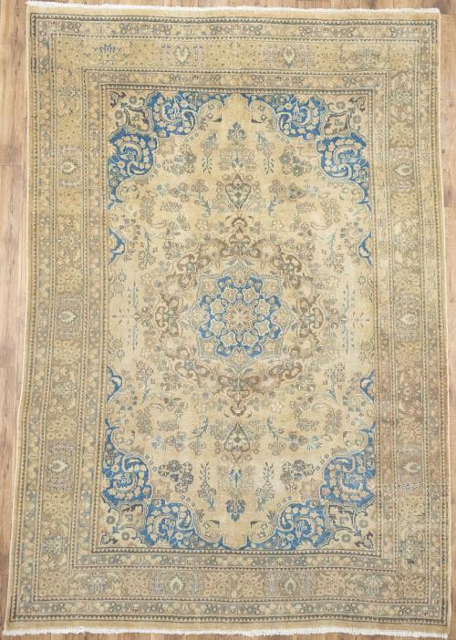 6'3x9'3 Hand Knotted Muted Floral Classic Oriental Wool Rug