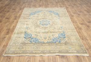 6'3x9'3 Hand Knotted Muted Floral Classic Oriental Wool Rug