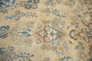 6'3x9'3 Hand Knotted Muted Floral Classic Oriental Wool Rug