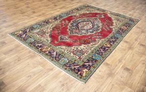 6'6x9'10 Hand Knotted Floral Classic Oriental Wool Rug
