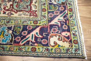 6'6x9'10 Hand Knotted Floral Classic Oriental Wool Rug