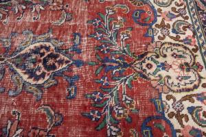 7'1x10'6 Hand Knotted Floral Classic Oriental Wool Rug
