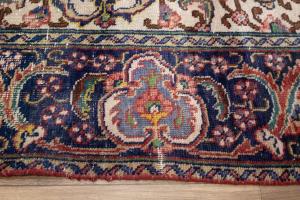 7'1x10'6 Hand Knotted Floral Classic Oriental Wool Rug