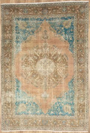 6'7x9'7 Hand Knotted Floral Classic Oriental Wool Rug