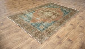 6'7x9'7 Hand Knotted Floral Classic Oriental Wool Rug