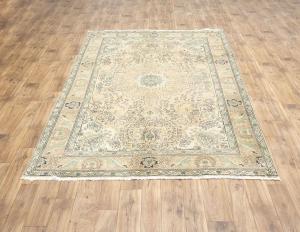 6'6x9'11 Hand Knotted Floral Classic Oriental Wool Rug