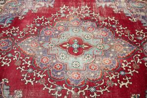 6'4x9'5 Hand Knotted Floral Classic Oriental Wool Rug