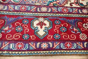 6'4x9'5 Hand Knotted Floral Classic Oriental Wool Rug