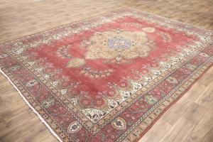 9'7 x 13'0 Hand Knotted Traditional Red Floral Wool Rug