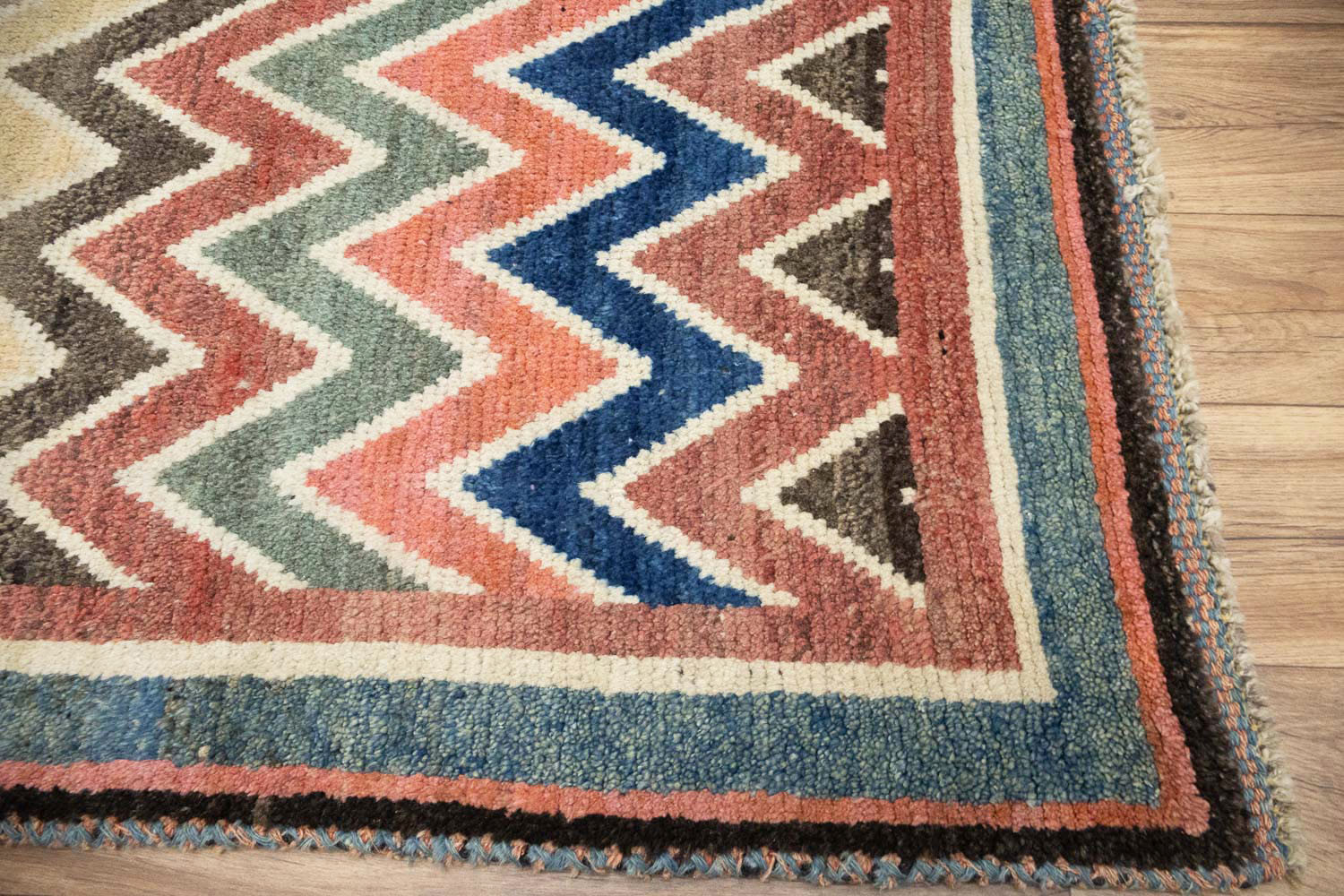 3'10x6'6 Hand Knotted Tribal Striped Oriental Wool Rug - Image 9