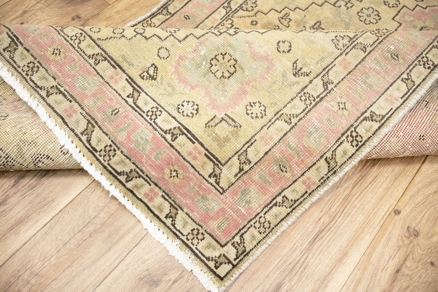 3'3x5'0 Hand Knotted Traditional Floral Oriental Wool Rug - Image 15