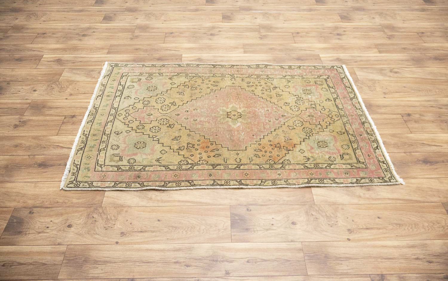 3'3x5'0 Hand Knotted Traditional Floral Oriental Wool Rug - Image 4