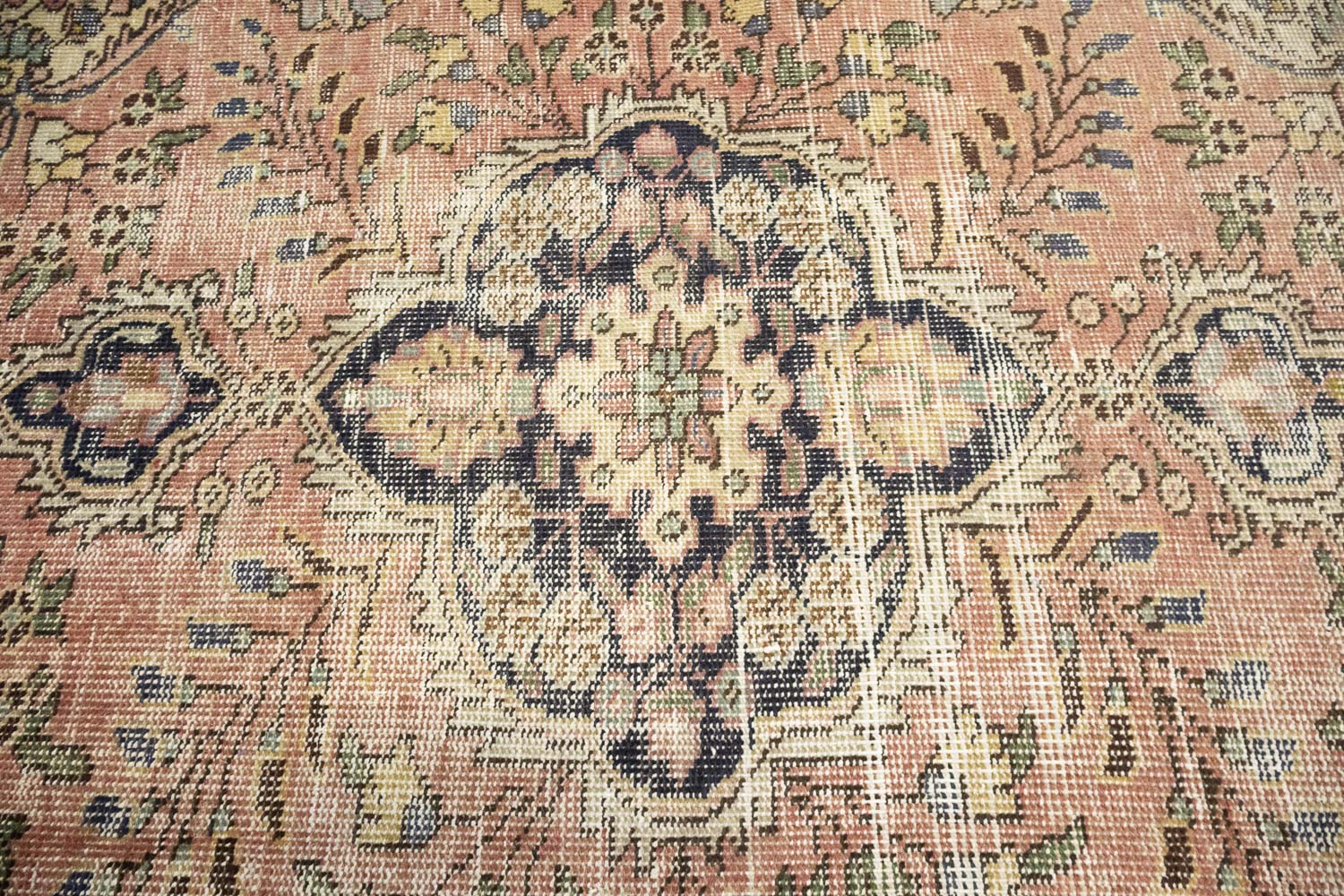 3'1x4'4 Hand Knotted Traditional Geometric Oriental Wool Rug - Image 7