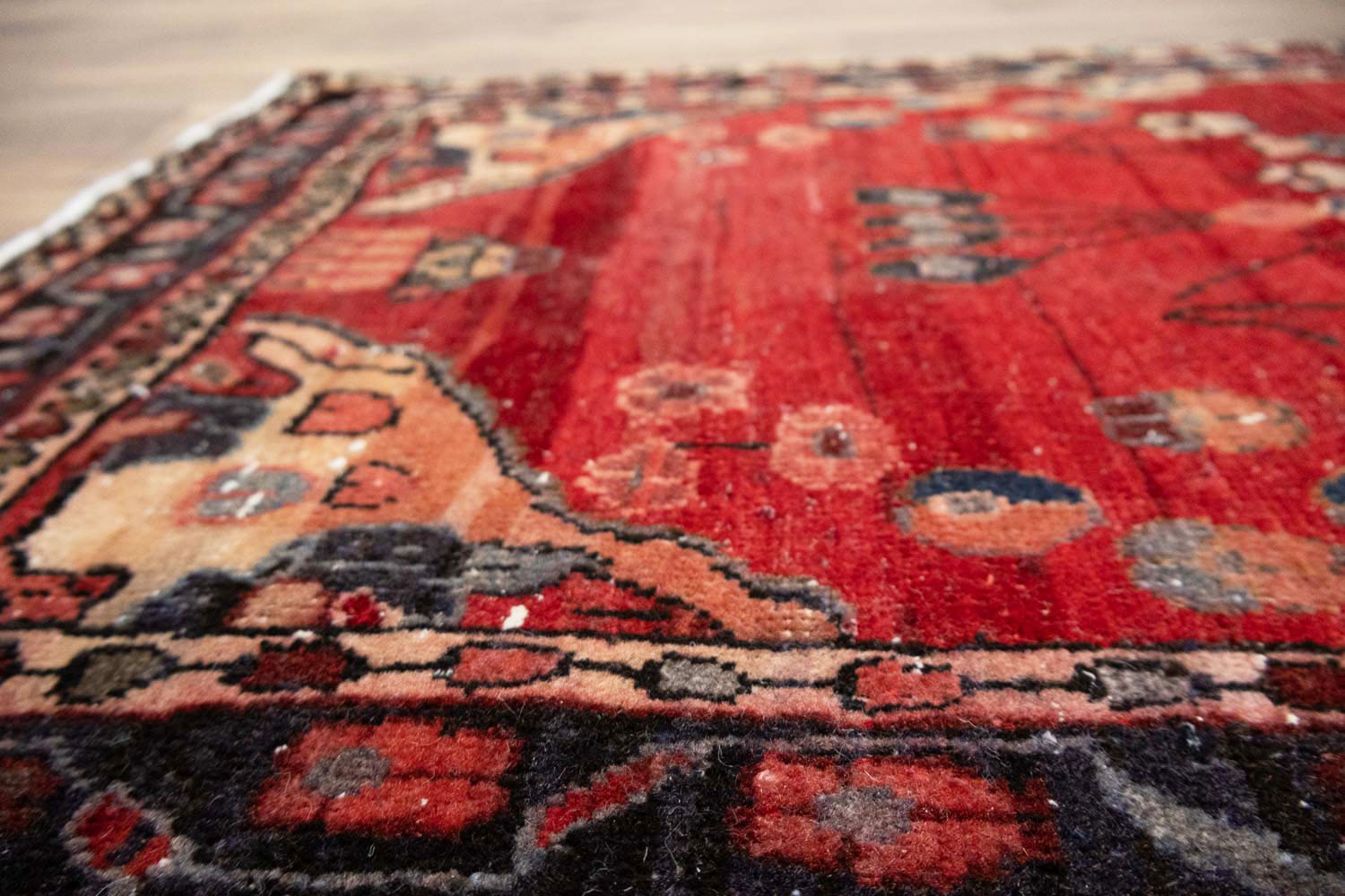 2'1x4'4 Hand Knotted Tribal Floral Oriental Wool Rug - Image 9