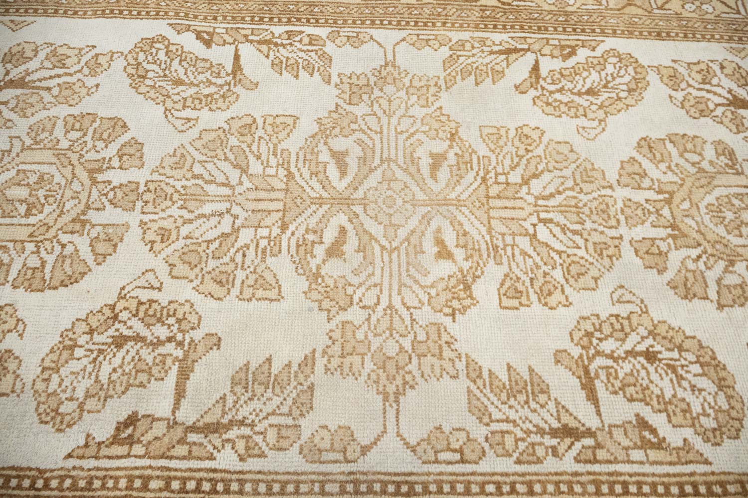3'9x5'7 Hand Knotted Tribal Floral Oriental Wool Rug - Image 7